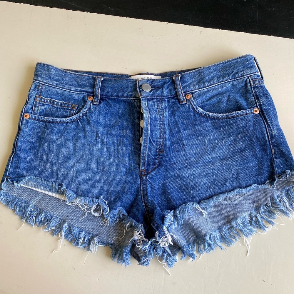 We The Free Blue Denim   High rise mini Shorts boho cut off coastal cowgirl
